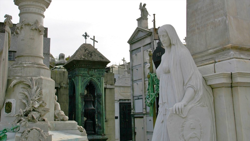 Recoleta-kirkegården som viser en kirkegård og et mindesmærke