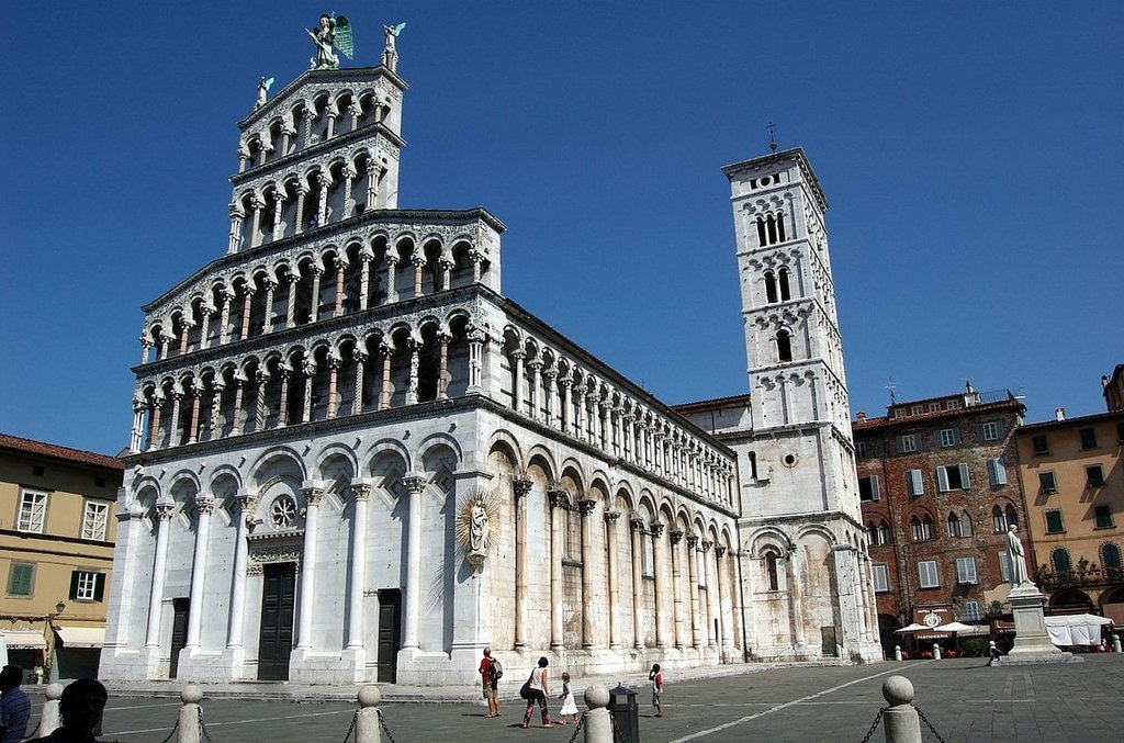 Chiesa di San Michele in Foro a Lucca - Di Goldmund100 - Opera propria, CC BY-SA 3.0, https://commons.wikimedia.org/w/index.php?curid=4997804