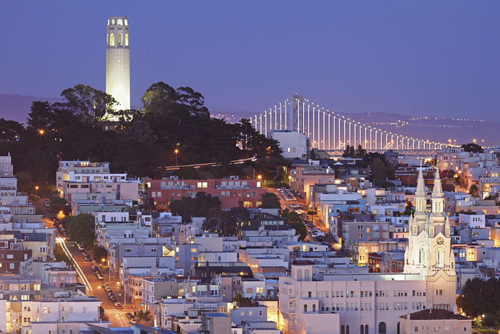 San Francisco illuminata verso sera