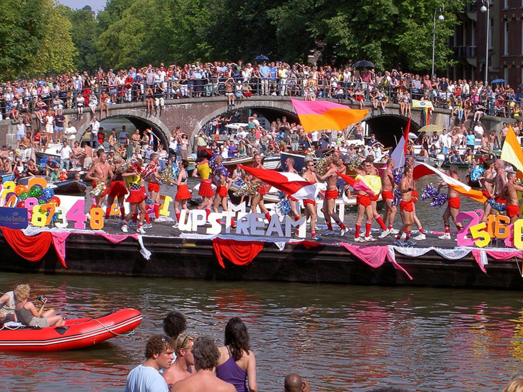 Amsterdam, Canal Parade. By Alf van Beem (Own work)  , via Wikimedia Commons