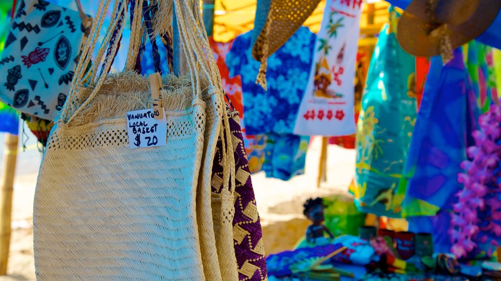 Bahía Mele ofreciendo mercados