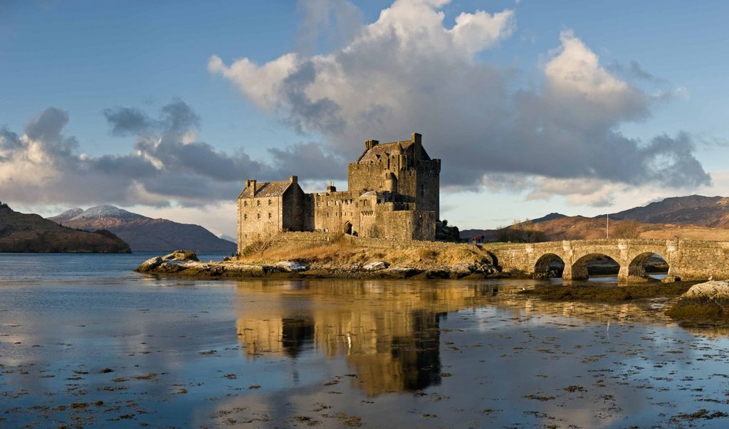 Eilean Donan Castle By Diliff (Own work)  , via Wikimedia Commons