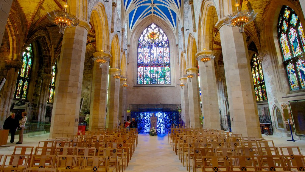 St. Giles\' Cathedral showing a church or cathedral, religious elements and interior views