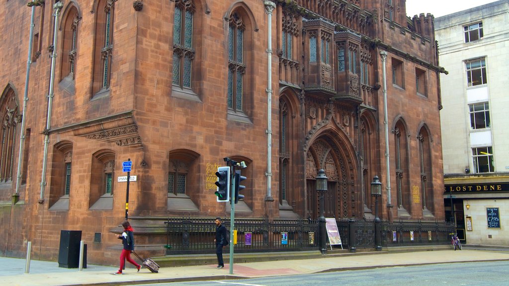 John Rylands Library mostrando arquitectura patrimonial, imágenes de calles y una ciudad