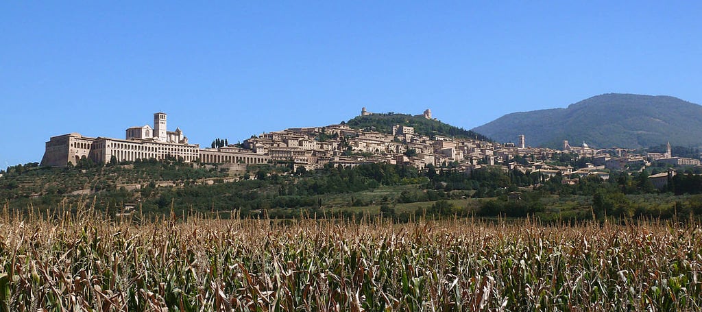Assisi panorama - By zyance (Own work)  , via Wikimedia Commons