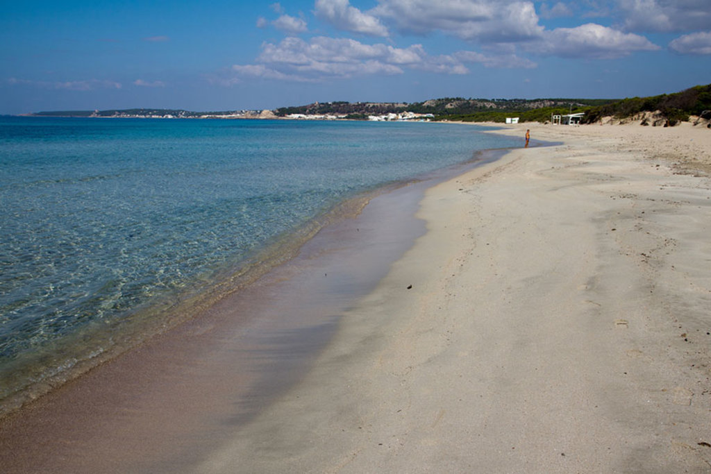 3.La spiaggia di Rivabella. Foto flickr by *hoodrat*, licenza CC BY-SA.