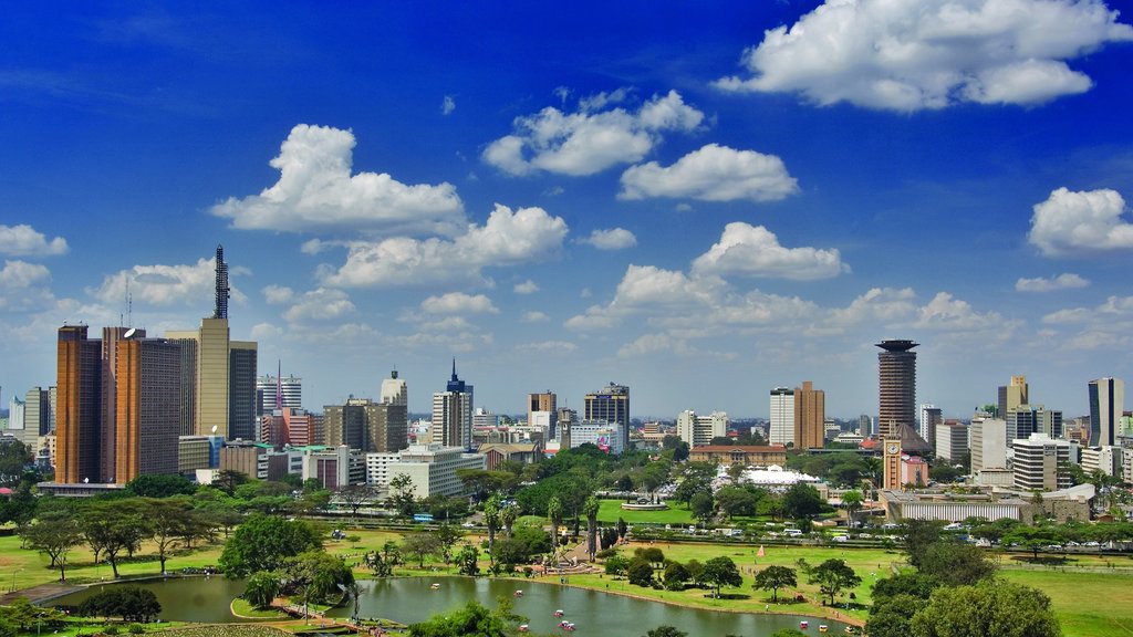 Nairobi que inclui um arranha-céu, cbd e uma cidade