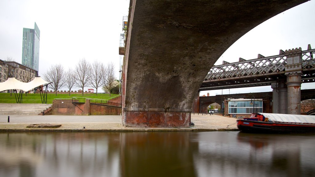 Castlefield Roman Fort featuring a river or creek, skyline and a city