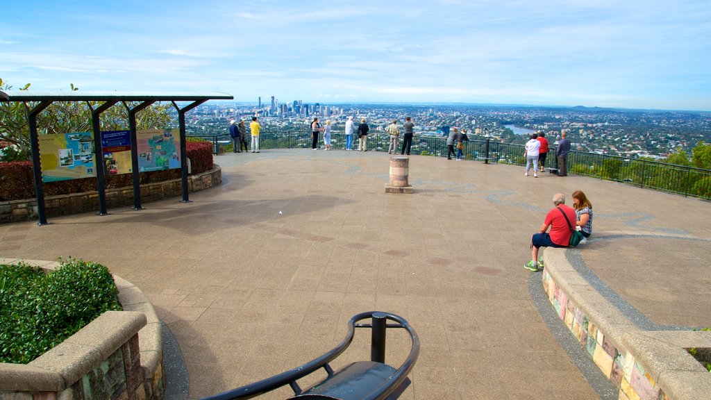 Mt. Coot-Tha showing a city, an observatory and views