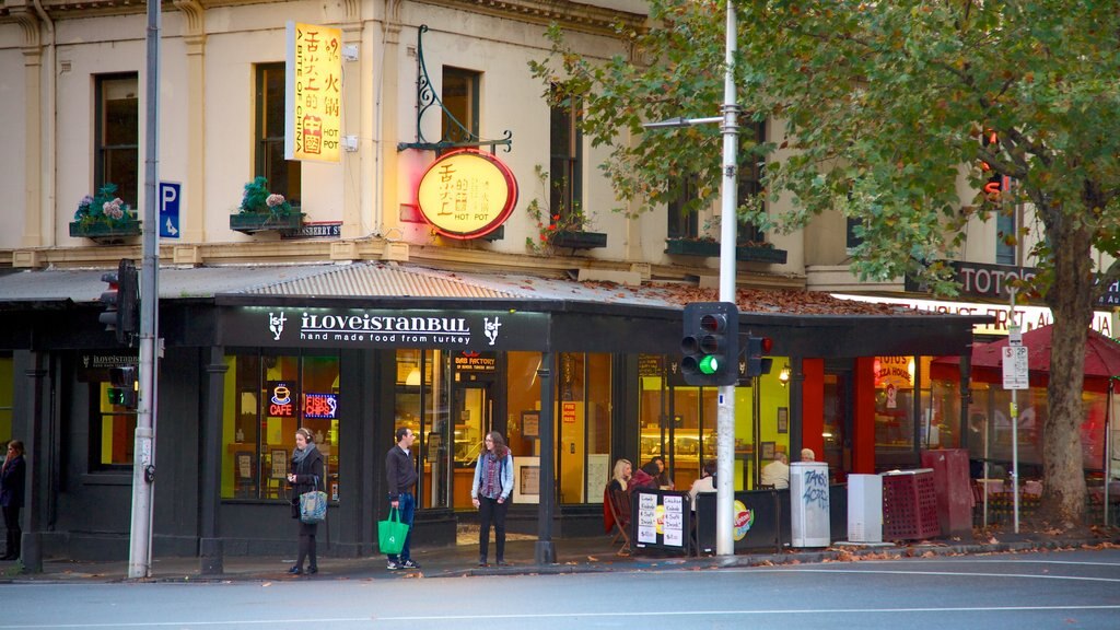 Lygon Street showing a city and street scenes