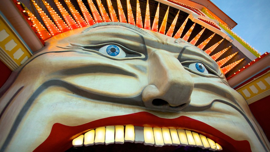 Luna Park showing rides