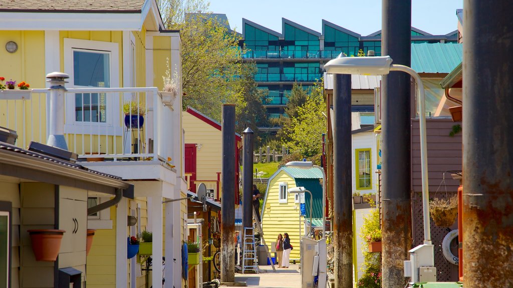 Victoria Fisherman\'s Wharf showing street scenes and a coastal town