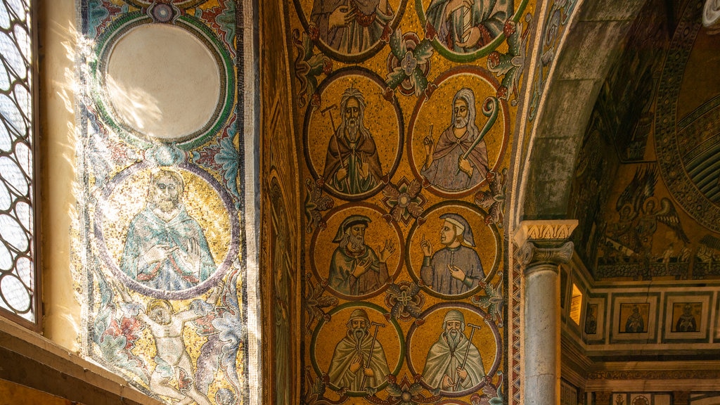 Florence Baptistery which includes interior views, art and heritage elements