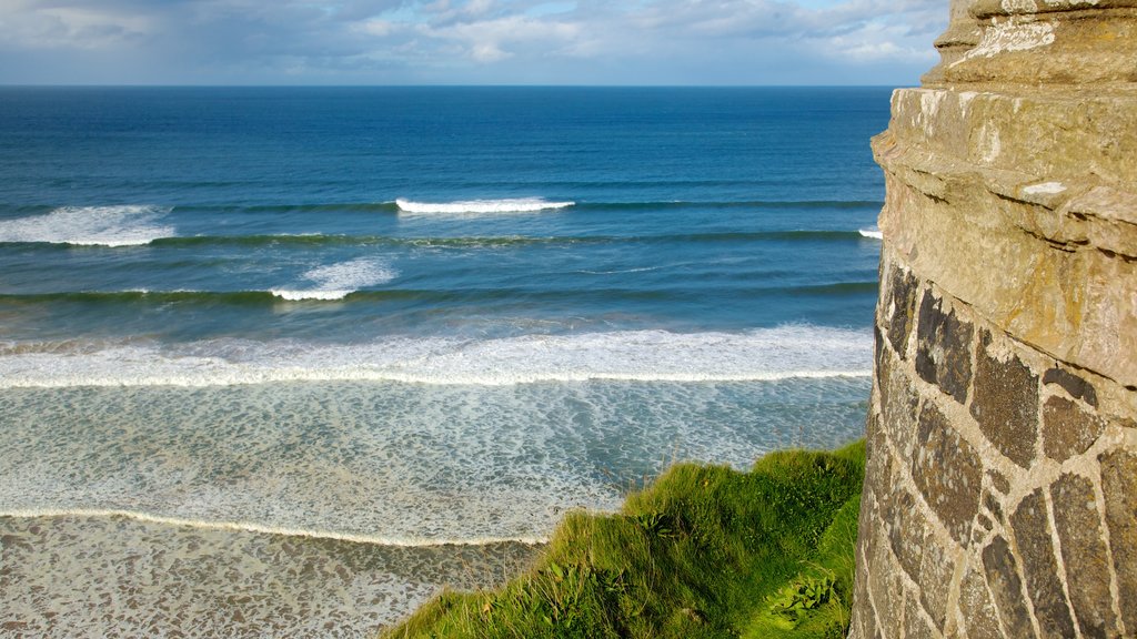 Mussenden Temple showing general coastal views