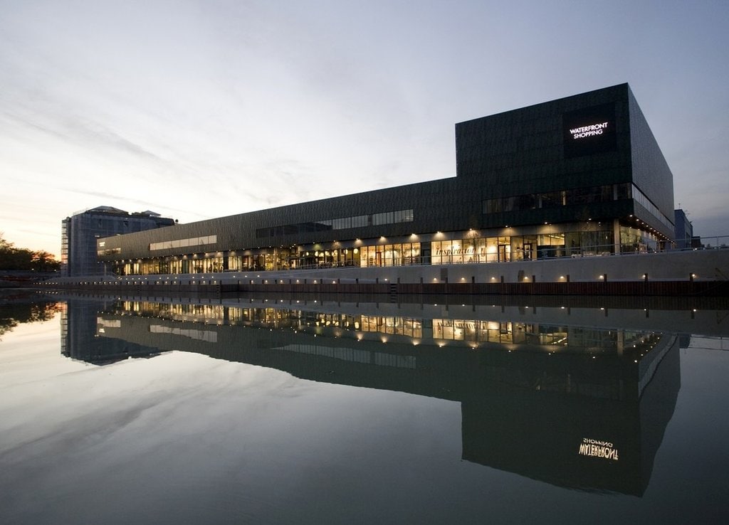 waterfront shopping copenhague