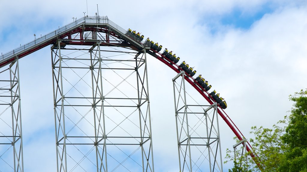 Worlds of Fun showing rides