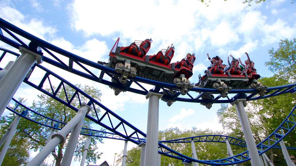 Kennywood, West Mifflin, Pennsylvania, USA som viser forlystelser