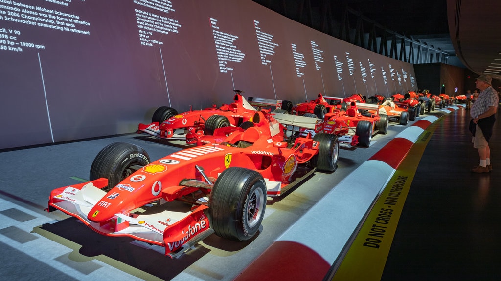 Museo dell\'Automobile som inkluderer innendørs