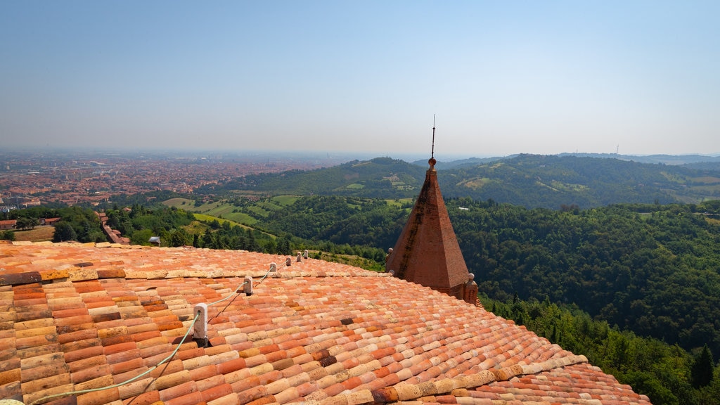 Heiligdom van Madonna di San Luca bevat vredige uitzichten en landschappen