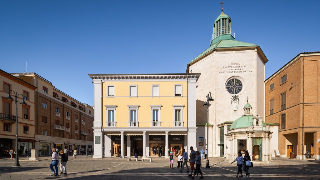 Piazza Tre Martiri featuring street scenes, heritage elements and a square or plaza