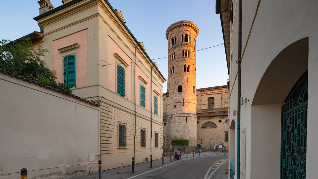 Ravenna katedral som inkluderer kulturarv