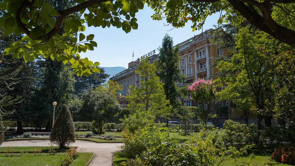 Elisabeth Park som viser en have