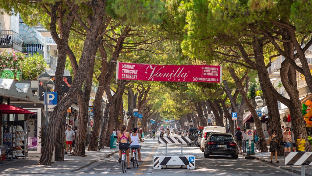 Piazza Mazzini showing street scenes and signage