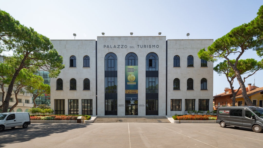 Palazzo del Turismo mostrando sinalização