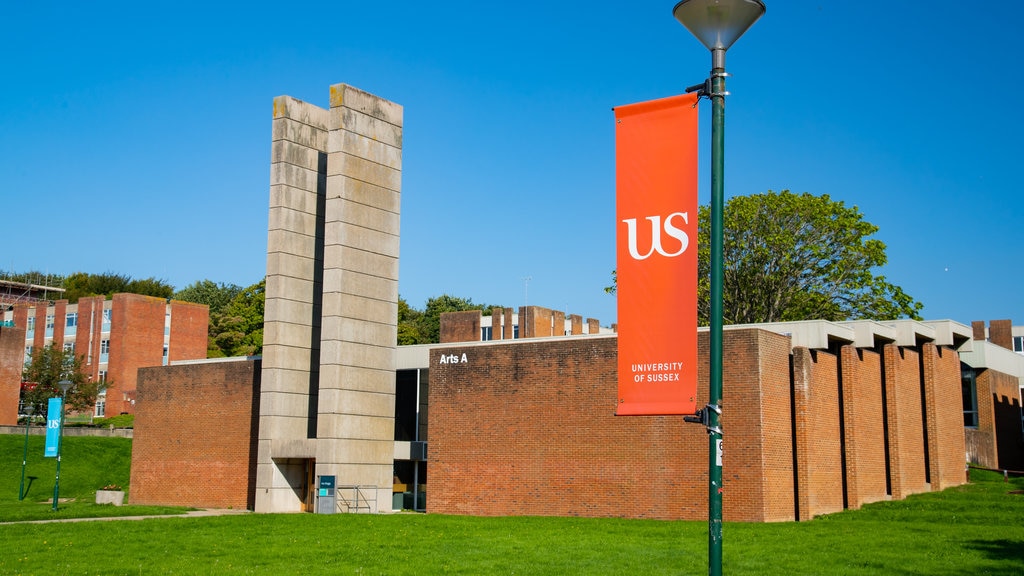 Université du Sussex mettant en vedette signalisation