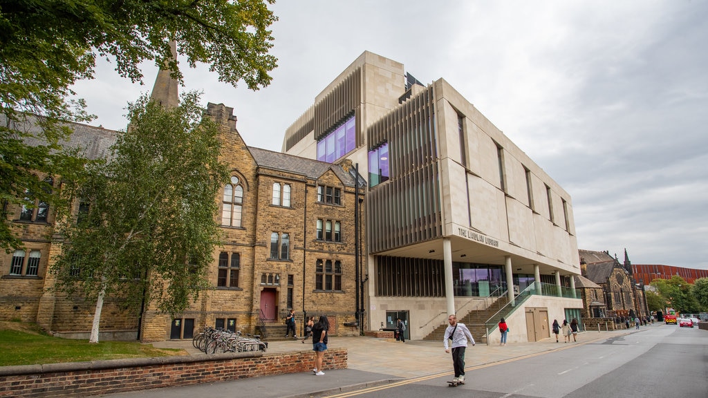 University of Leeds featuring heritage elements and street scenes