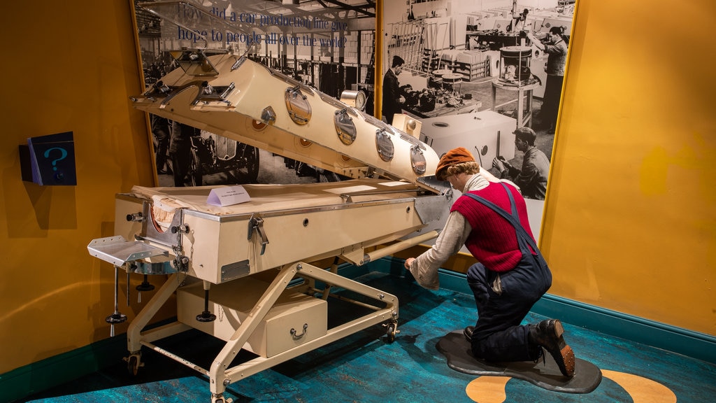 Thackray Medical Museum showing interior views