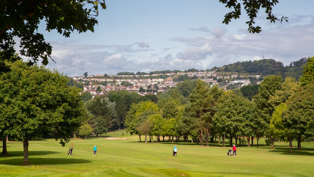 Torquay Golf Club fasiliteter samt landskap og golf