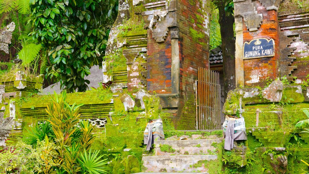 Gunung Kawi Temple showing a temple or place of worship