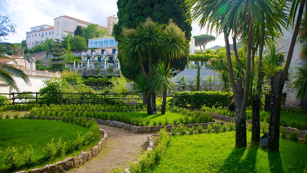 Villa Rufolo montrant un jardin