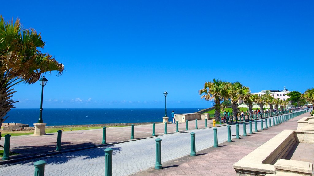 San Juan featuring street scenes and general coastal views