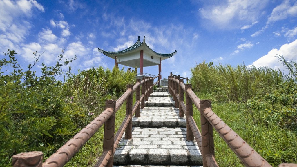 Cheung Chau which includes a temple or place of worship