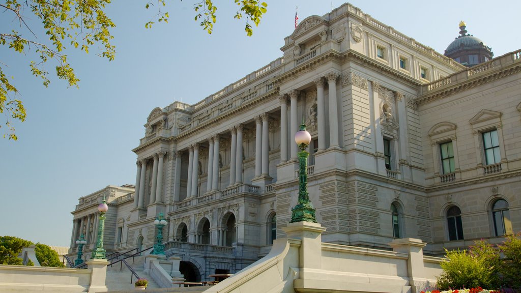 Capitolio de los Estados Unidos que incluye un edificio administrativo, una ciudad y patrimonio de arquitectura