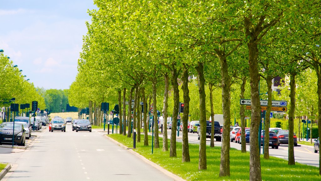 Valle del Marne ofreciendo escenas urbanas