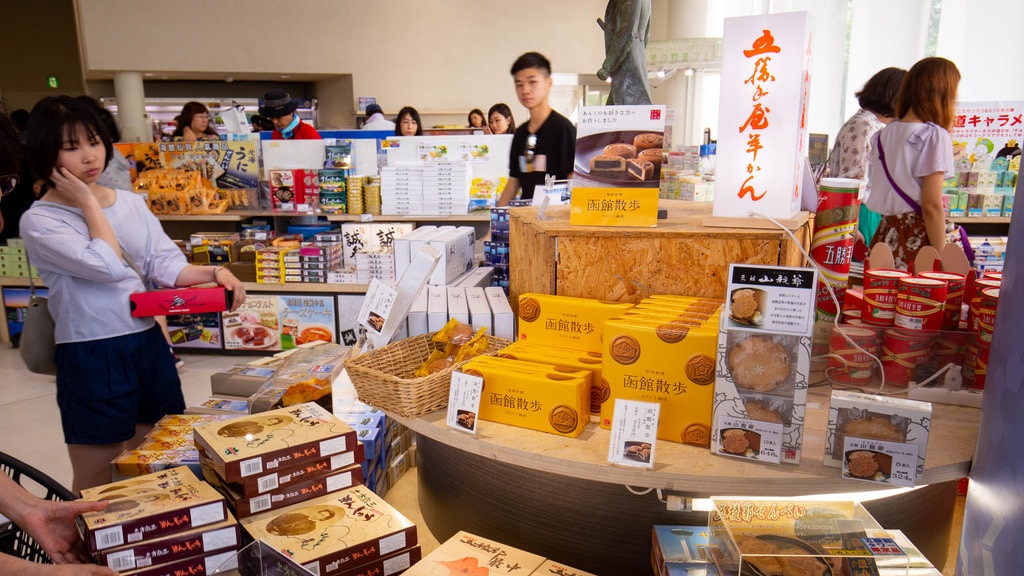 Goryokaku Tower showing shopping, food and interior views