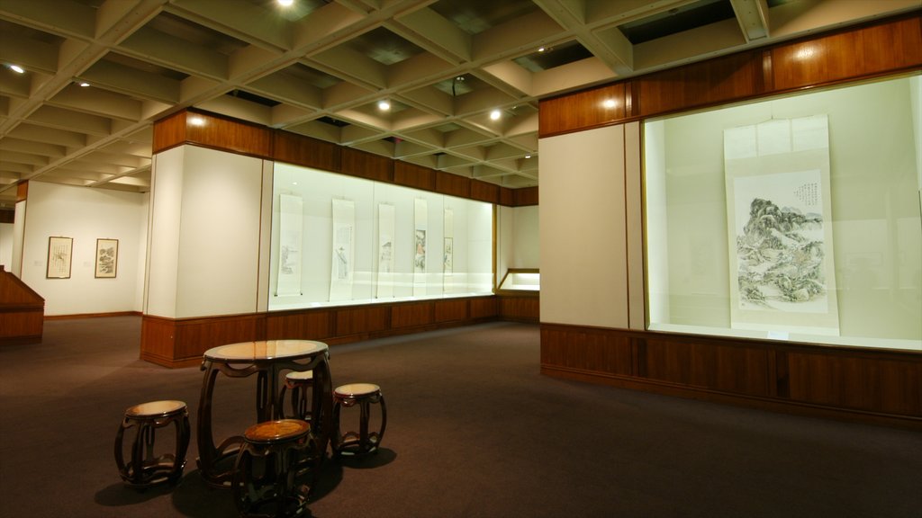 Hong Kong Museum of Art featuring art and interior views