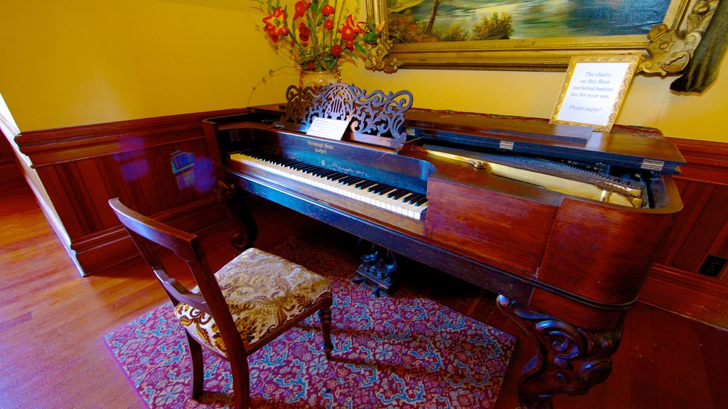 Craigdarroch Castle showing interior views