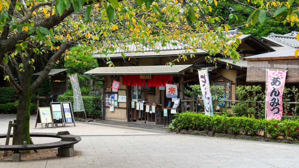 Castelo de Chiba que inclui sinalização