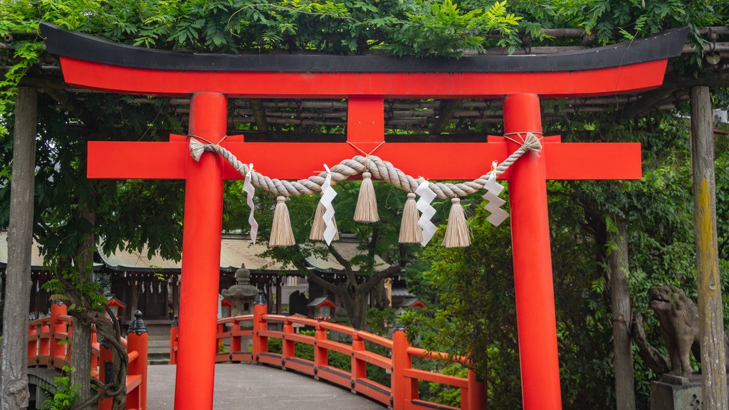 Japão caracterizando um parque e elementos de patrimônio