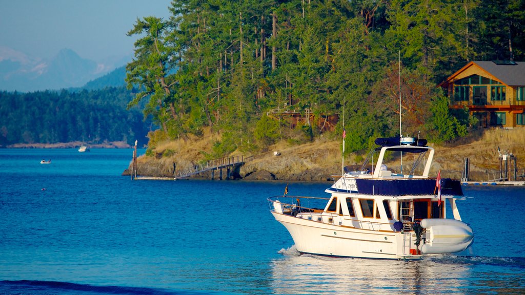 San Juan Island showing island images and boating