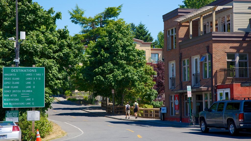 San Juan Island mostrando una casa, imágenes de calles y una pequeña ciudad o aldea