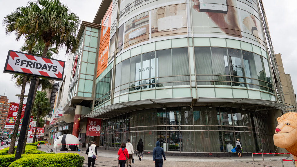 Centre commercial Global Mall mettant en vedette scènes de rue et signalisation