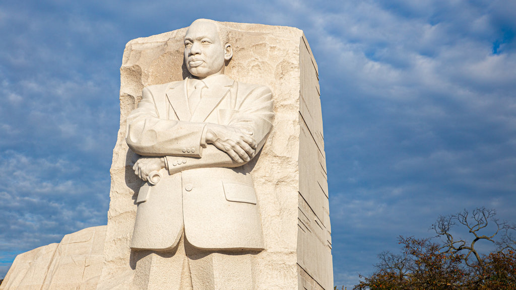 Martin Luther King Jr National Memorial mostrando un monumento