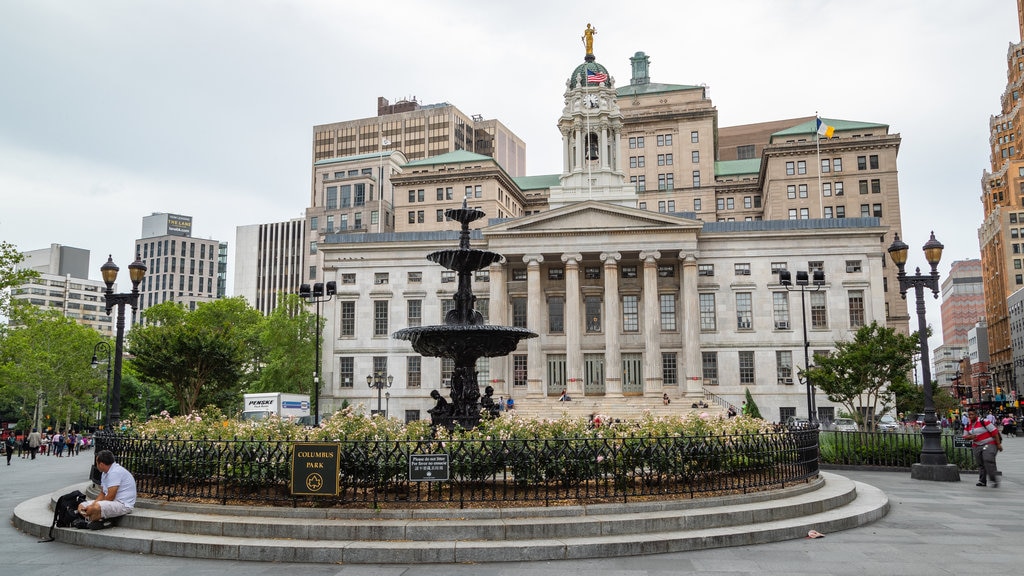 Brooklyn Borough Hall showing a fountain, a city and an administrative building