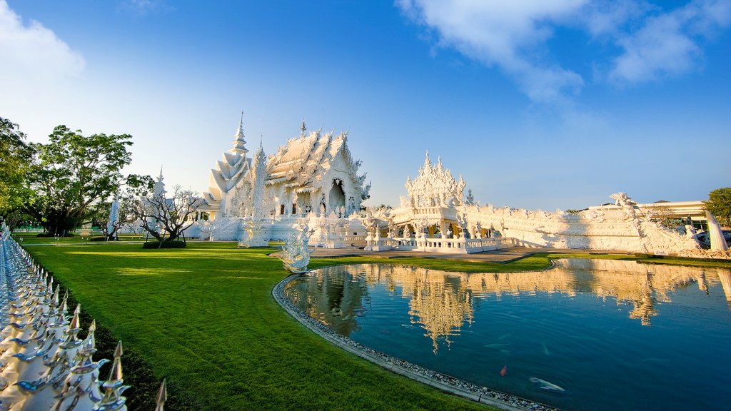 Temple Wat Rong Khun