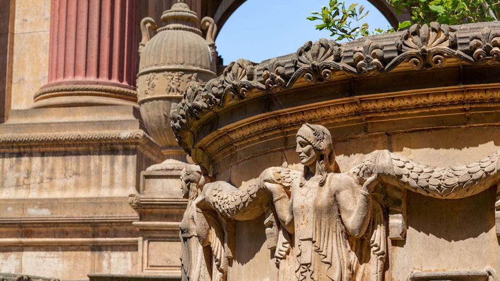 Palace of Fine Arts featuring heritage elements